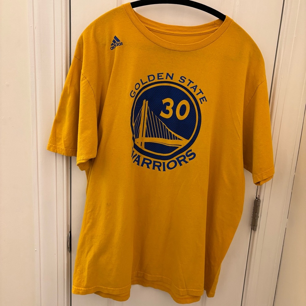 Adidas NBA Vintage Golden State Warriors Yellow Go-To Tee Curry 30 size XL